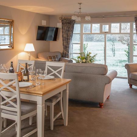 The Lodges At Kilkea Castle Extérieur photo