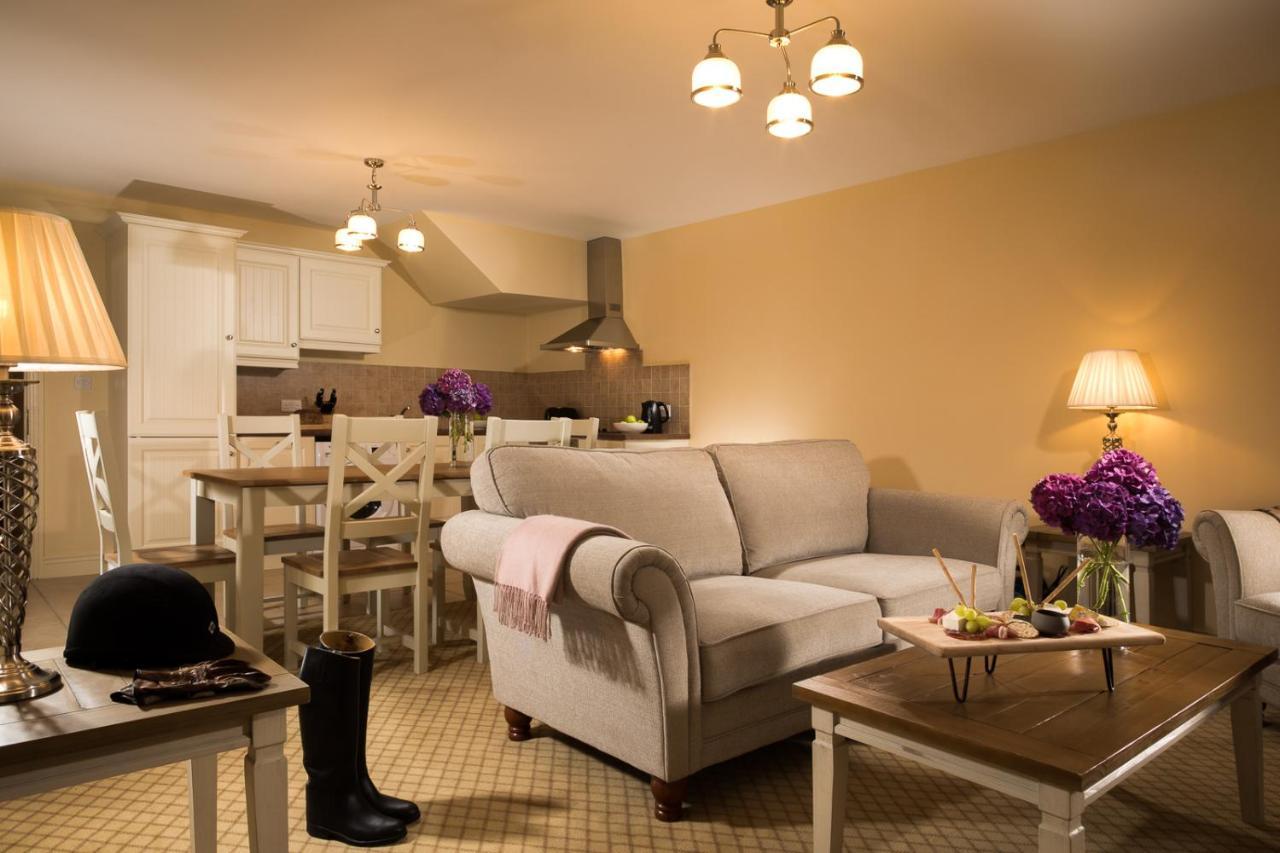 The Lodges At Kilkea Castle Extérieur photo